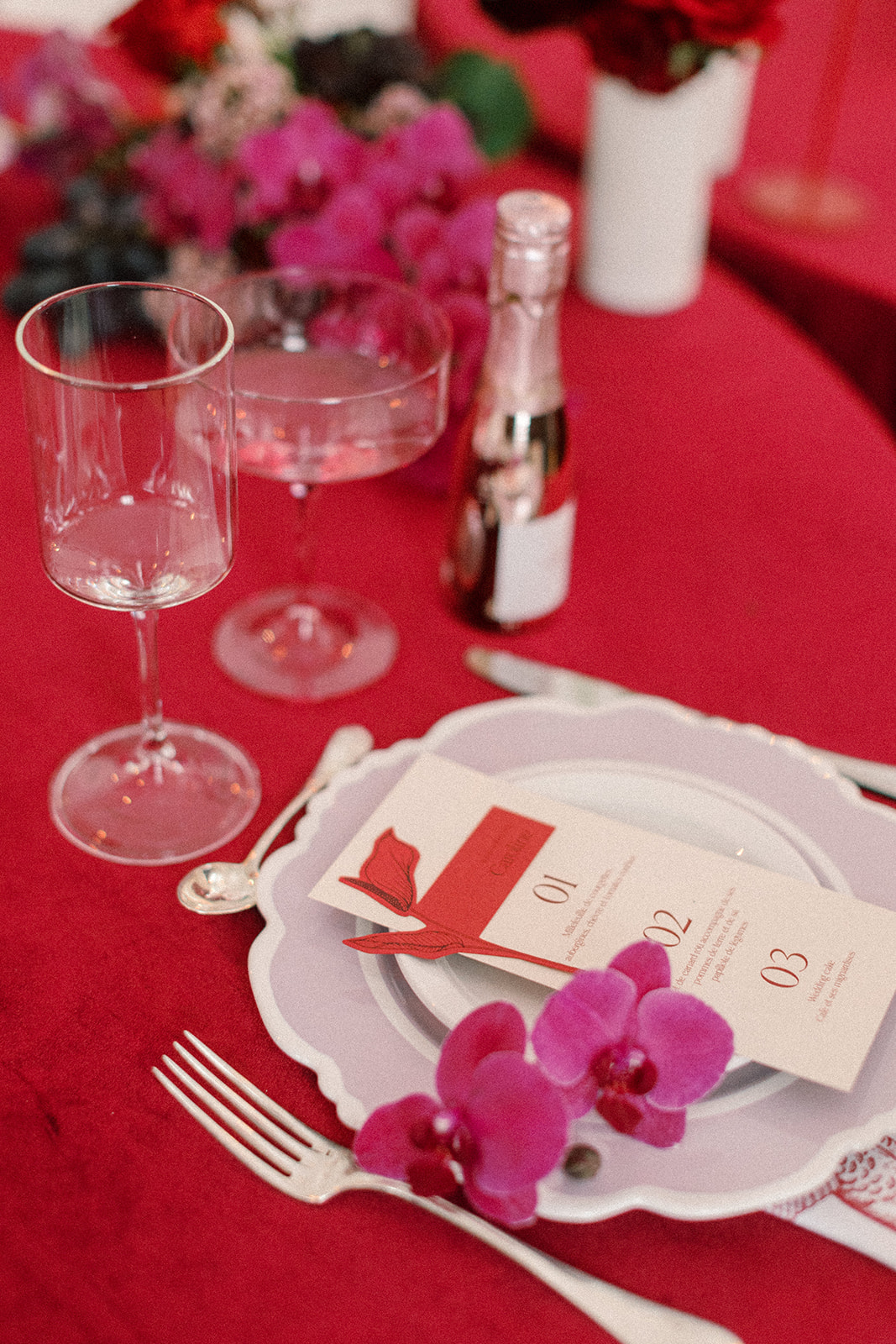 Décoration table mariage rouge menu collection Maplewood